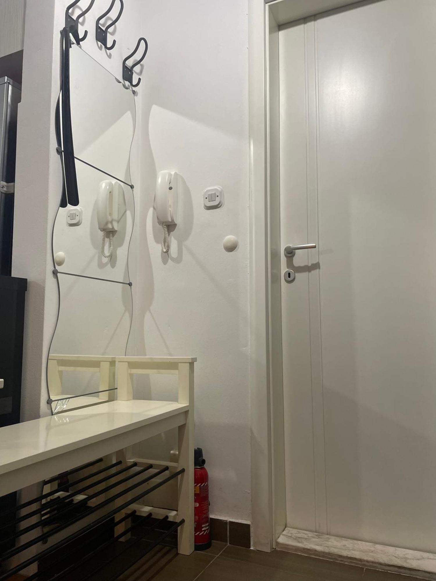 Apartman Charming Modern Near Center Free Parking & Fully Equipped