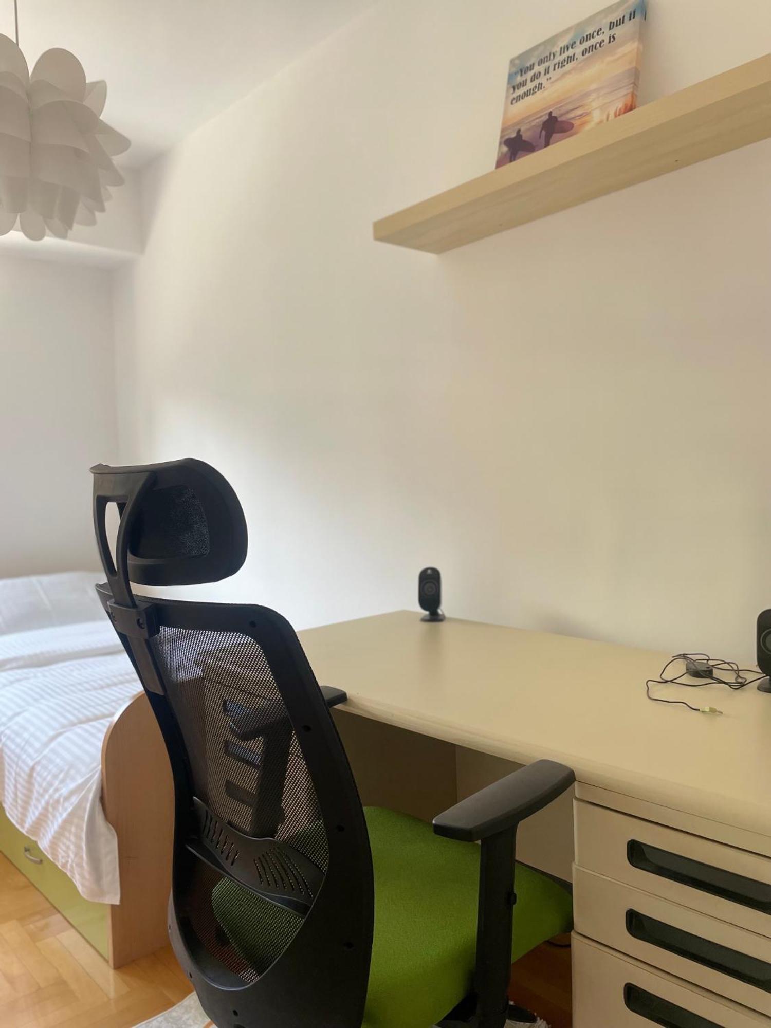 Charming Modern Near Center Free Parking & Fully Equipped Apartman