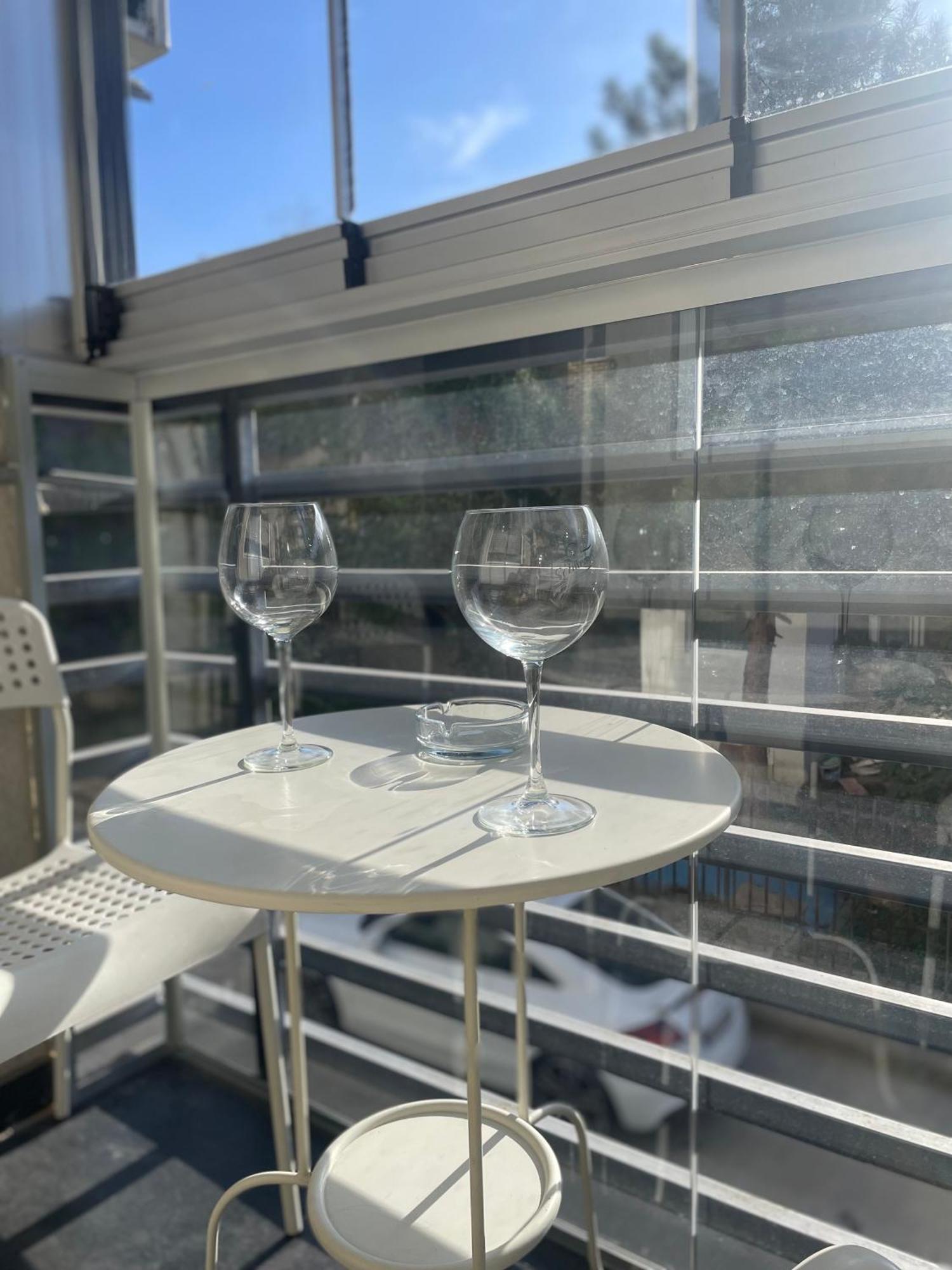 Charming Modern Near Center Free Parking & Fully Equipped